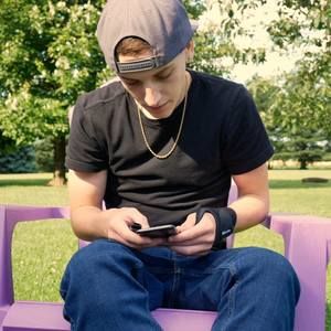 Meet your Posher, Dom